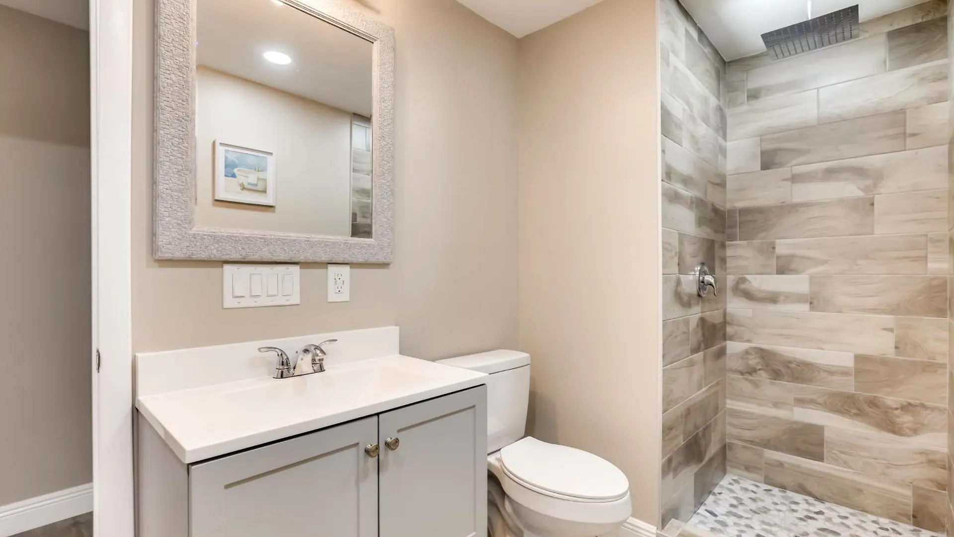 Spacious Tampa Home With Pool On Bellows Lake! 0*,