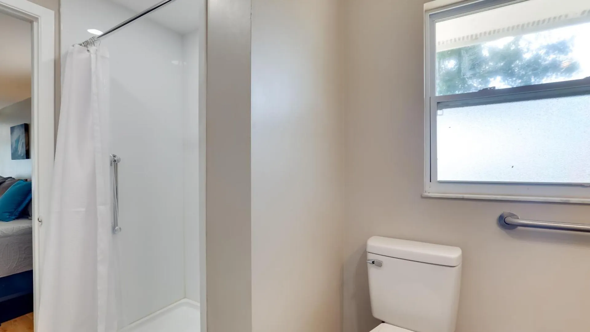 펜션 Spacious Tampa Home With Pool On Bellows Lake!